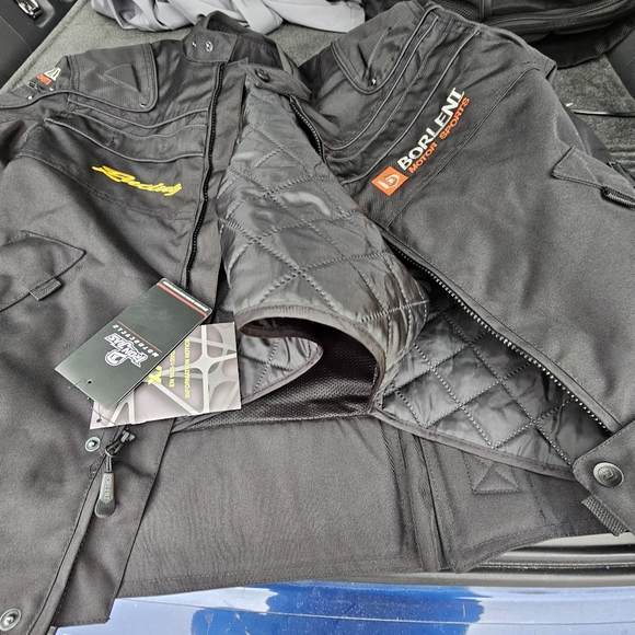 Biker Suit - Picture 5 of 10